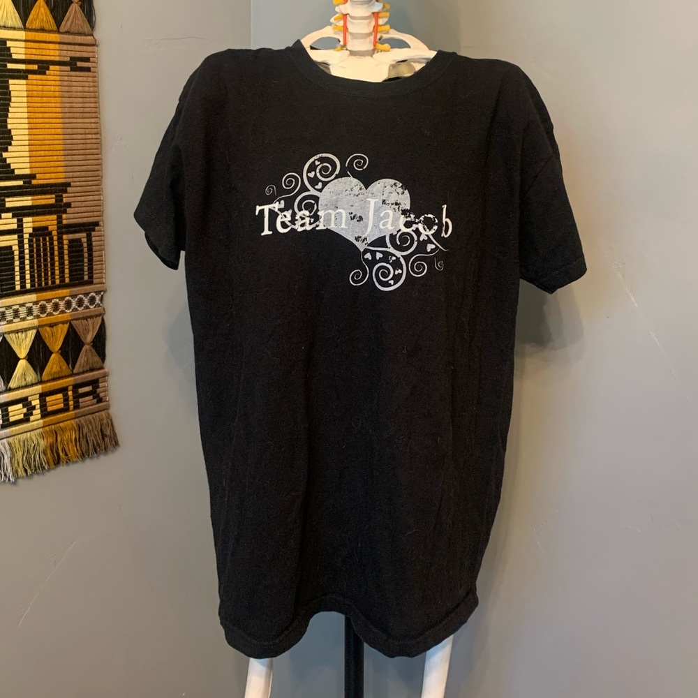 “Vintage” twilight team Jacob t-shirt.